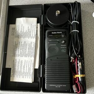 Radio Shack Emergency Citizens Band TRC-463 40 Channel Radio